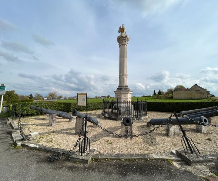 In FR veel WW I monumenten. Feb 1814? Battle of Champaubert.