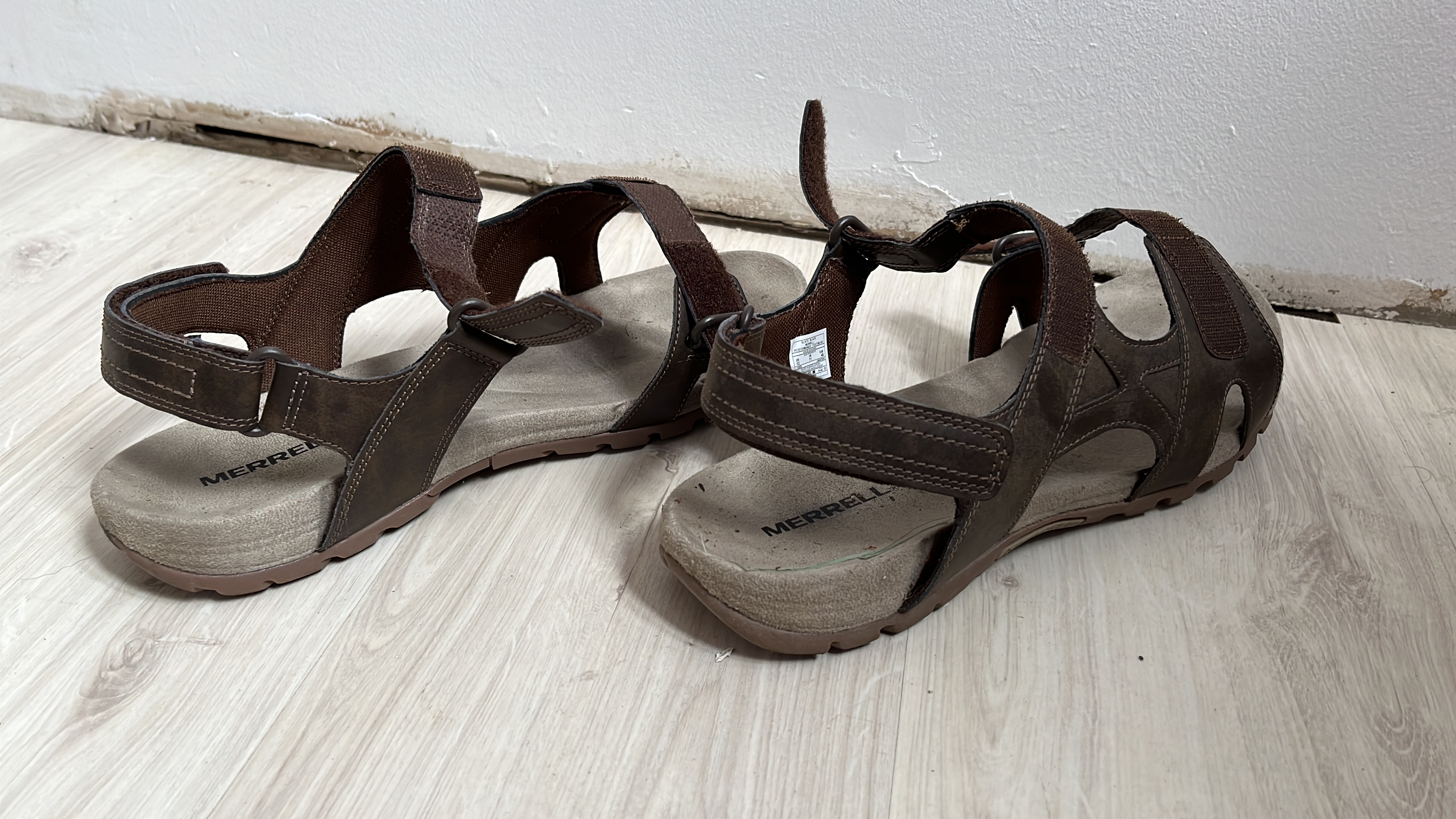 In Limoges wéér nieuwe schoenen gekocht...