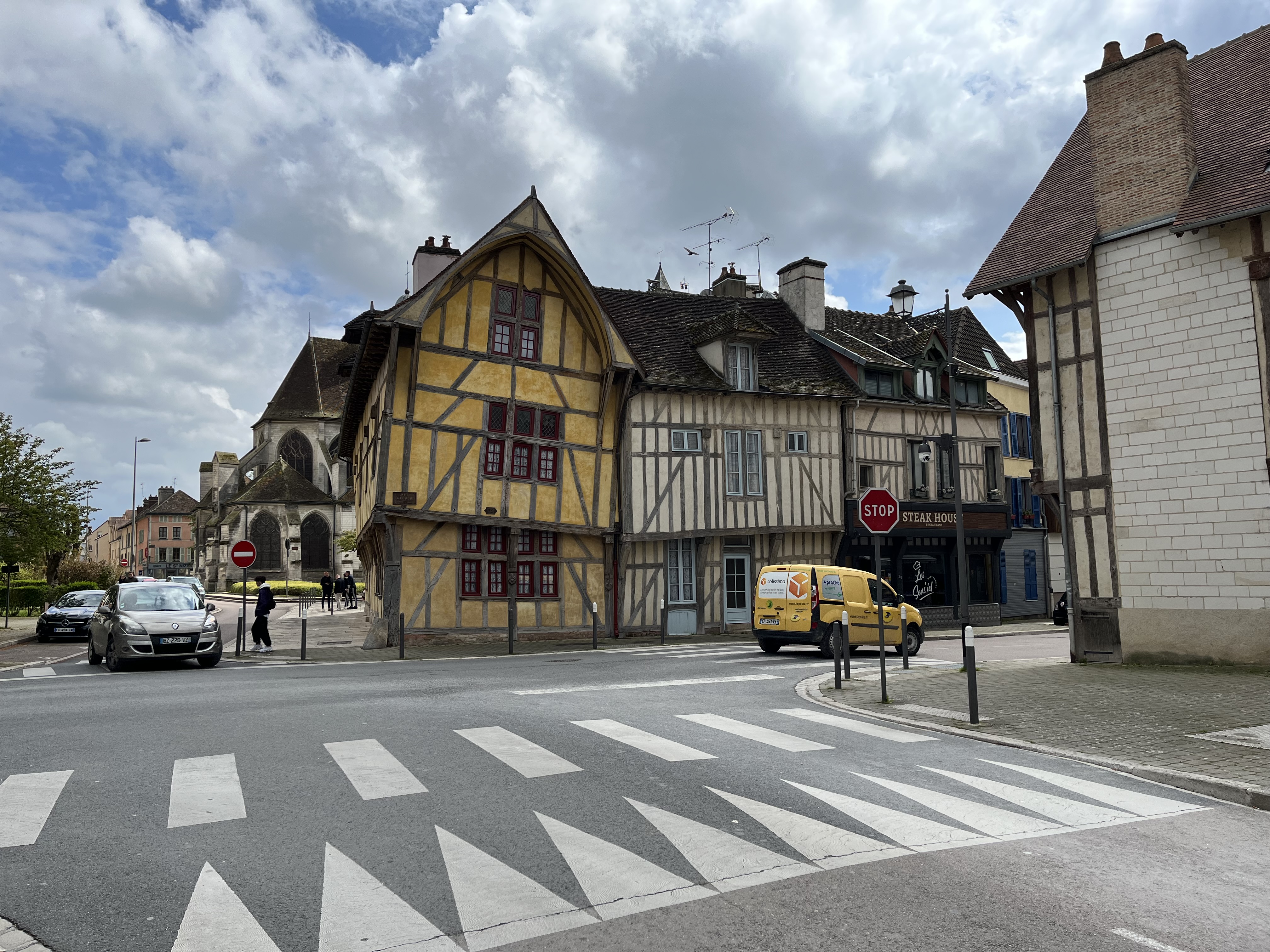 Het scheve huisje van Troyes.